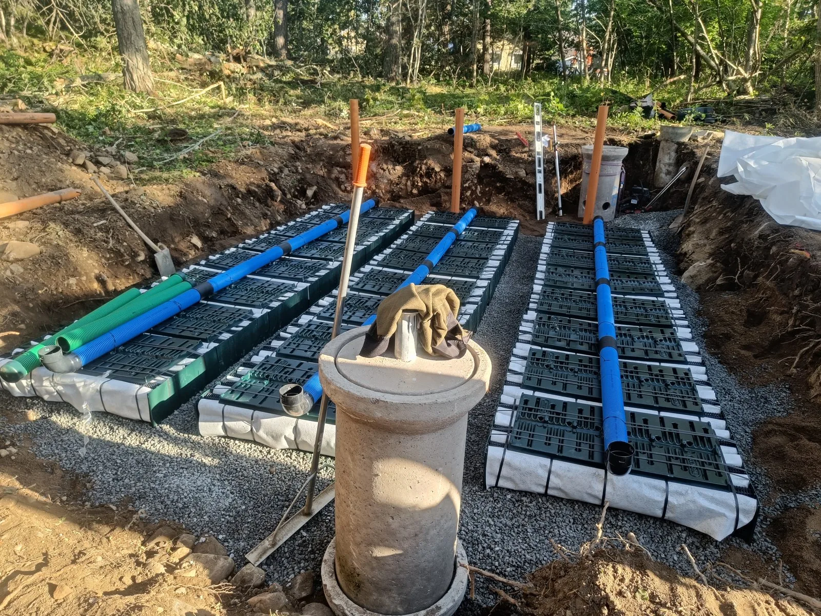 Installation av enskilt avlopp med markbädd i Östergötland – Denntek Entreprenad